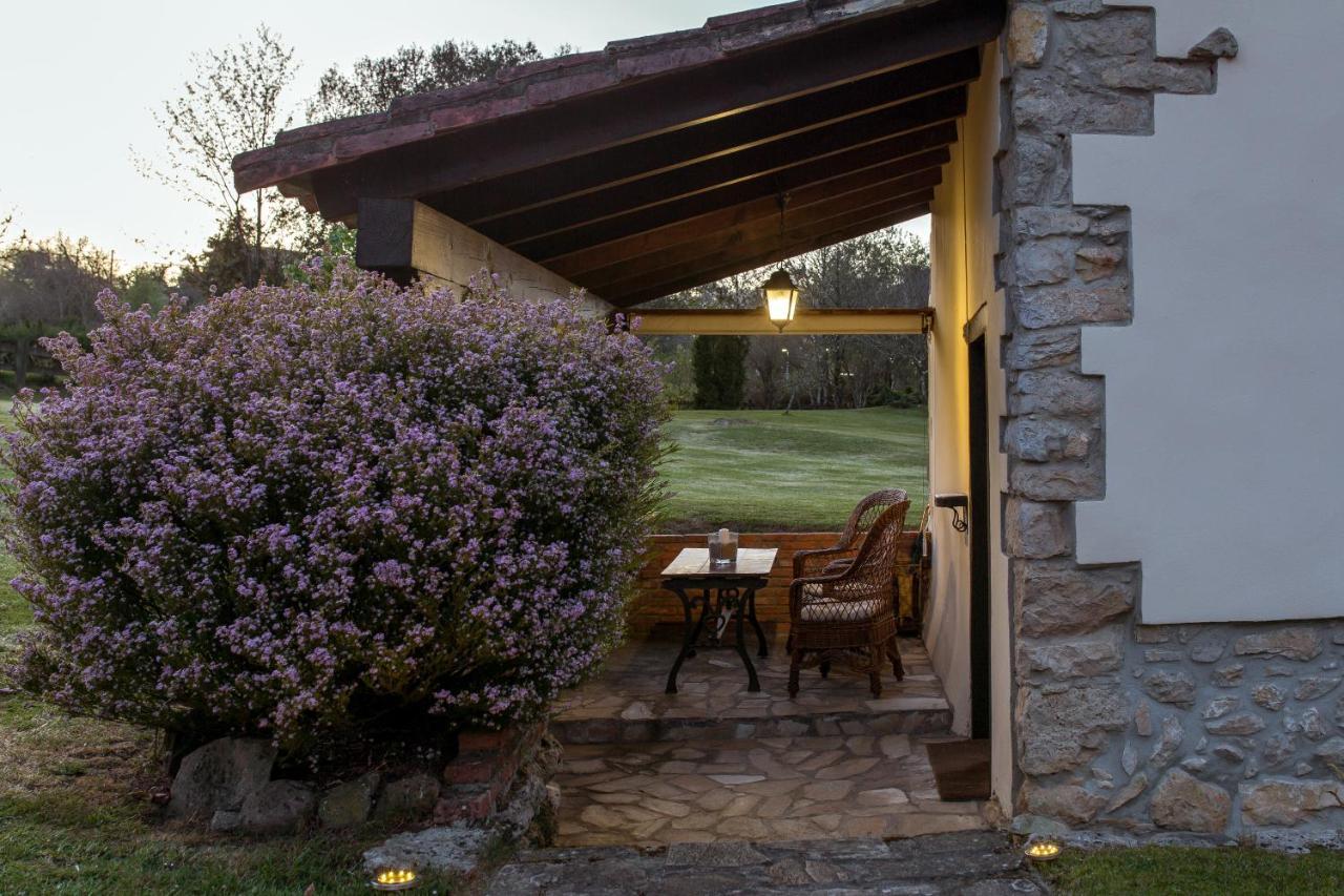 El Molino De Bonaco Guest House San Vicente De La Barquera Exterior photo